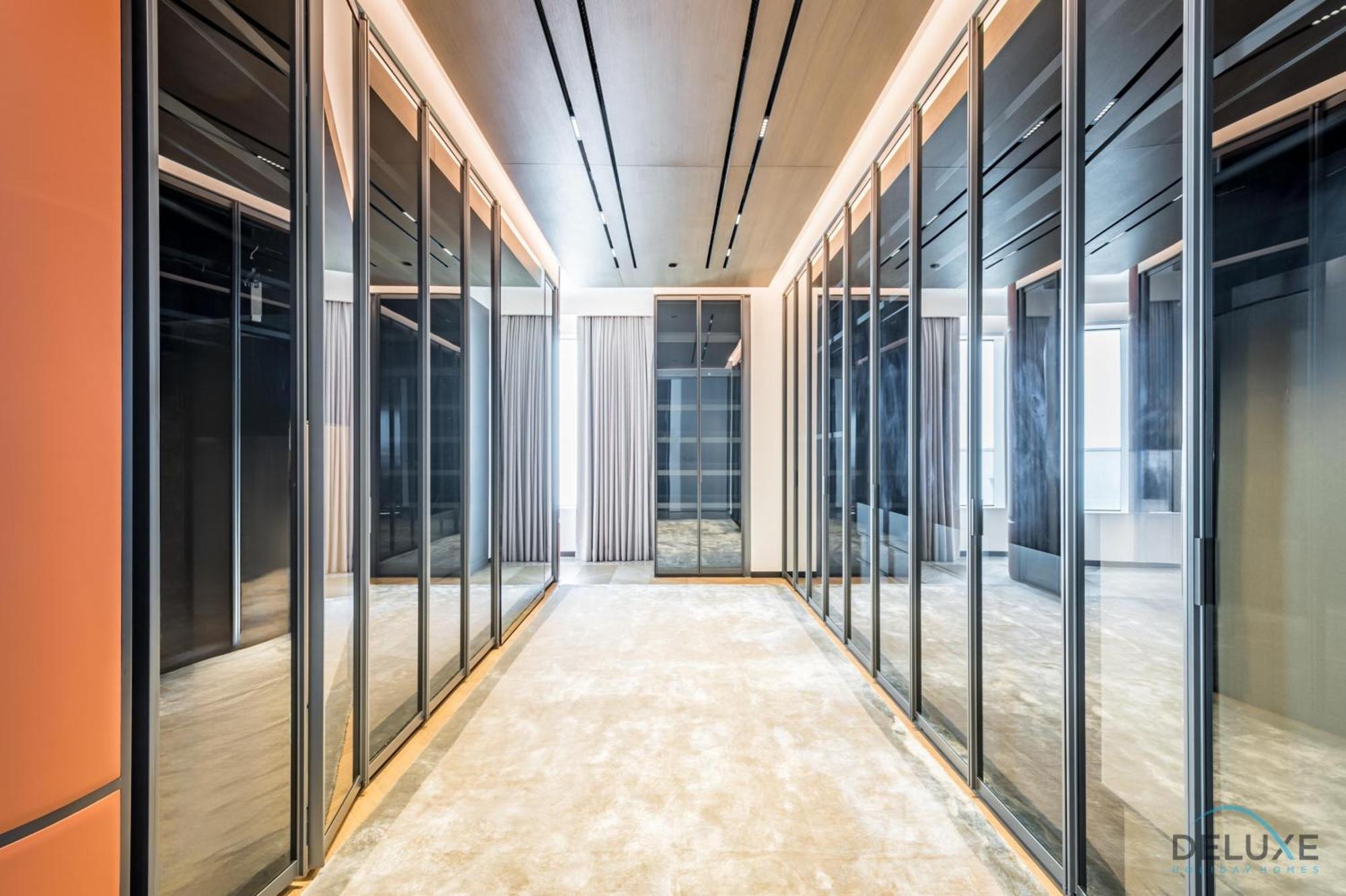 Appartement Picturesque 3br With Assistant In The One Jbr By Deluxe Homes