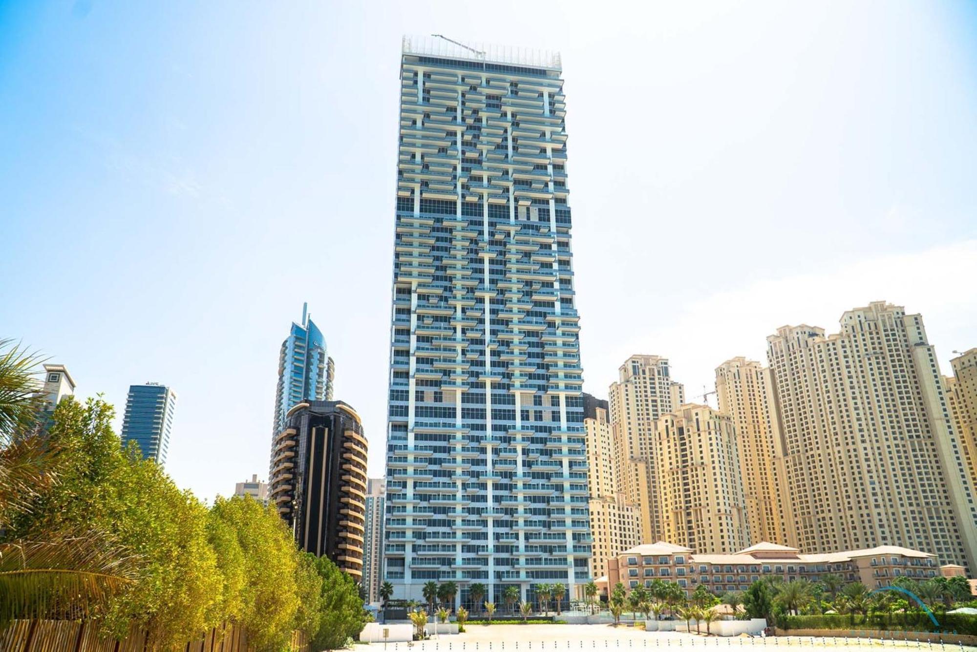 Appartement Picturesque 3br With Assistant In The One Jbr By Deluxe Homes