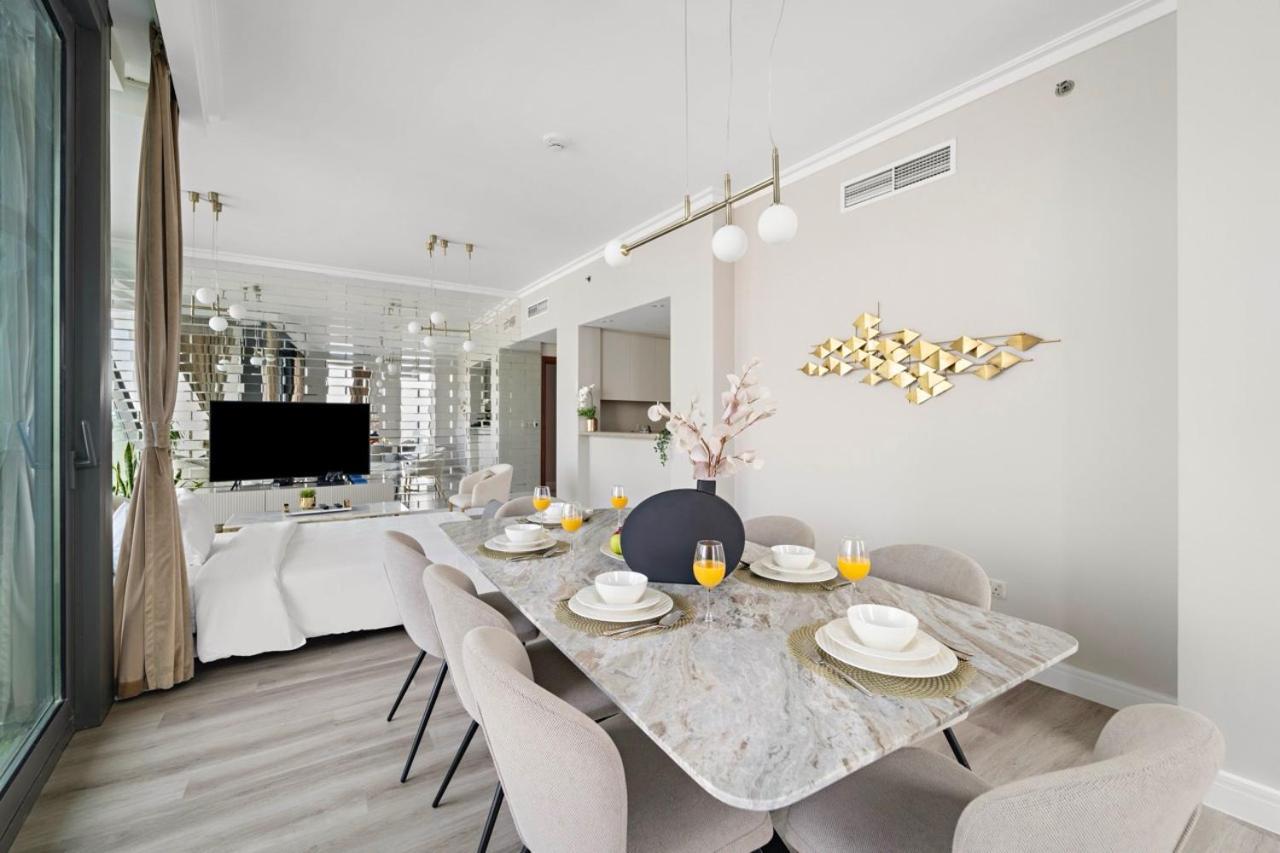 First Class 3br With Full Burj Khalifa And Fountain View * Dubai