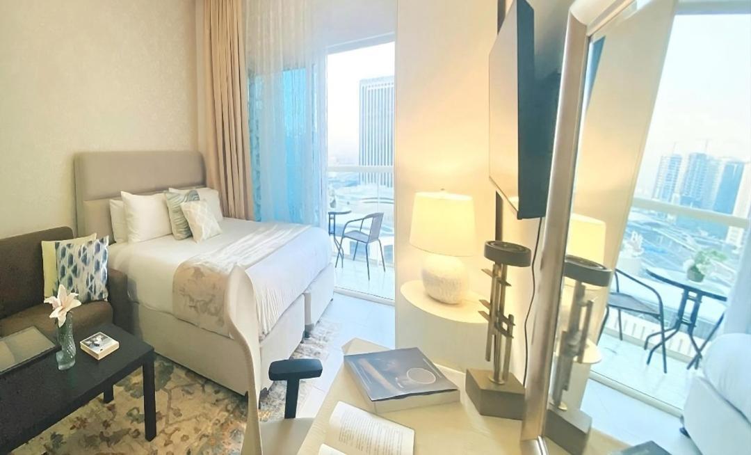 Marina And Sea View At 10mn From Jbr & Metro Deluxe For 4ppl Late Check-in & Late Check-out Lejlighed
