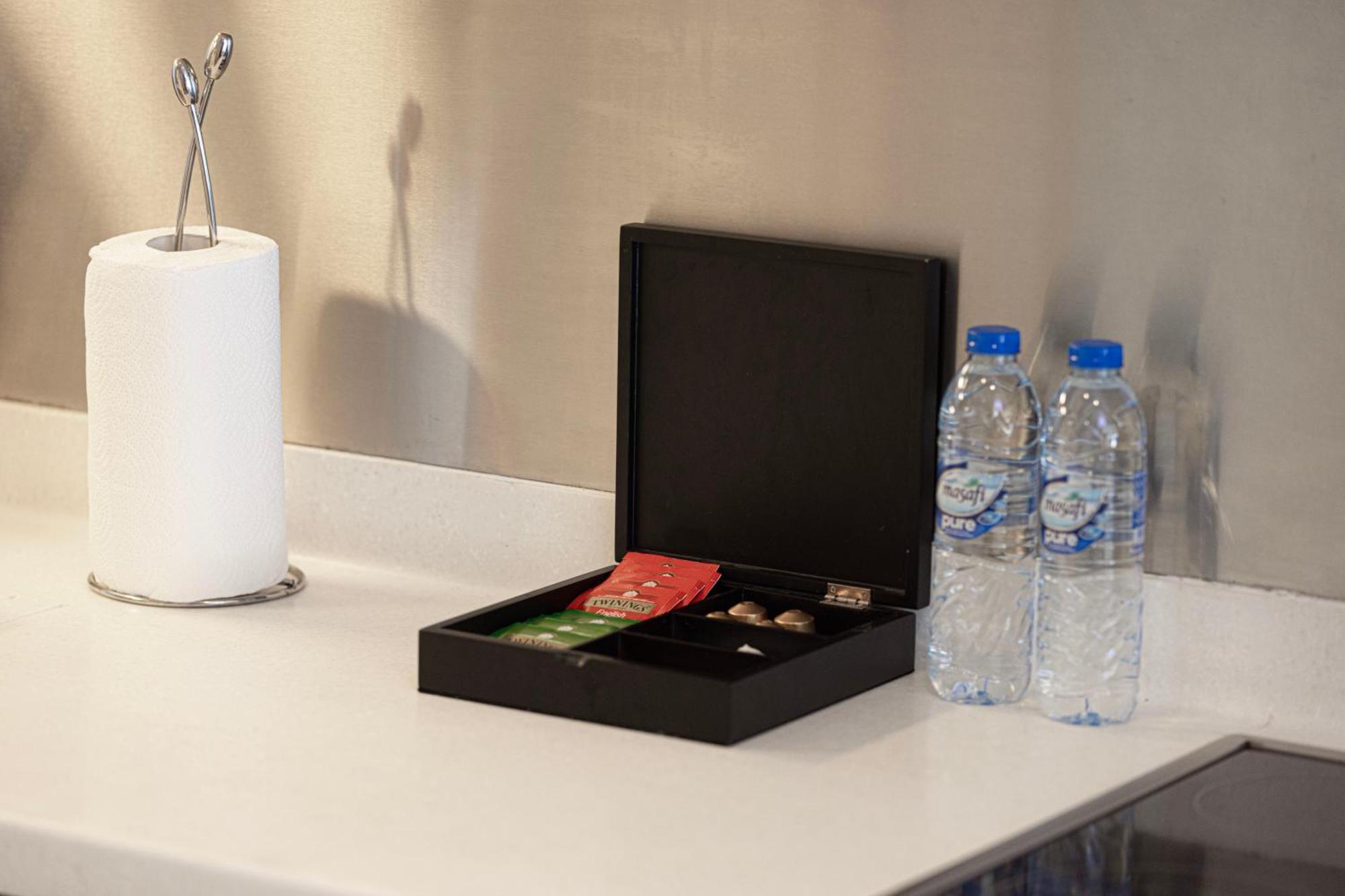 Apartment Luxury Connected To Mall-khalifa View Dubai