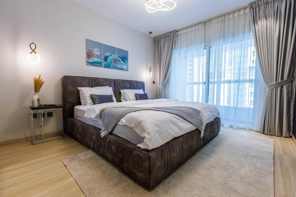 Stylish 1 Bedroom In Marina