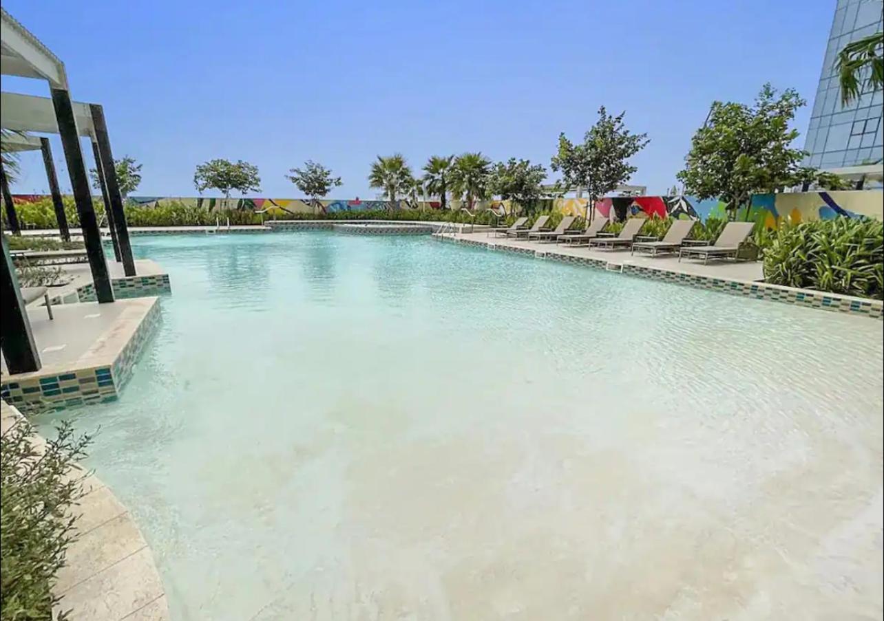 Luxury In The Location Apartamento