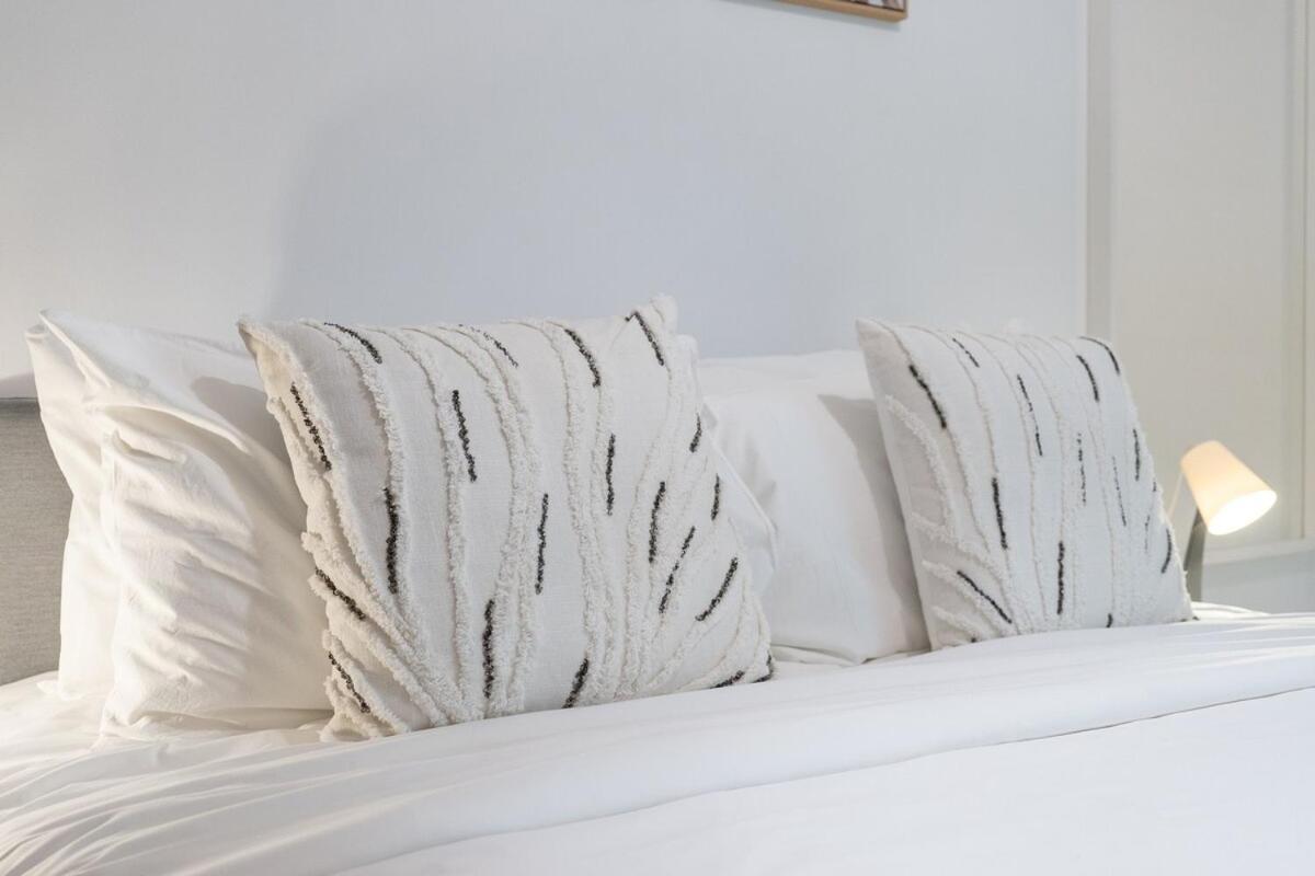 Appartement Cozy Loft In Downtown With Greenery View, Sleeps 4 Dubai
