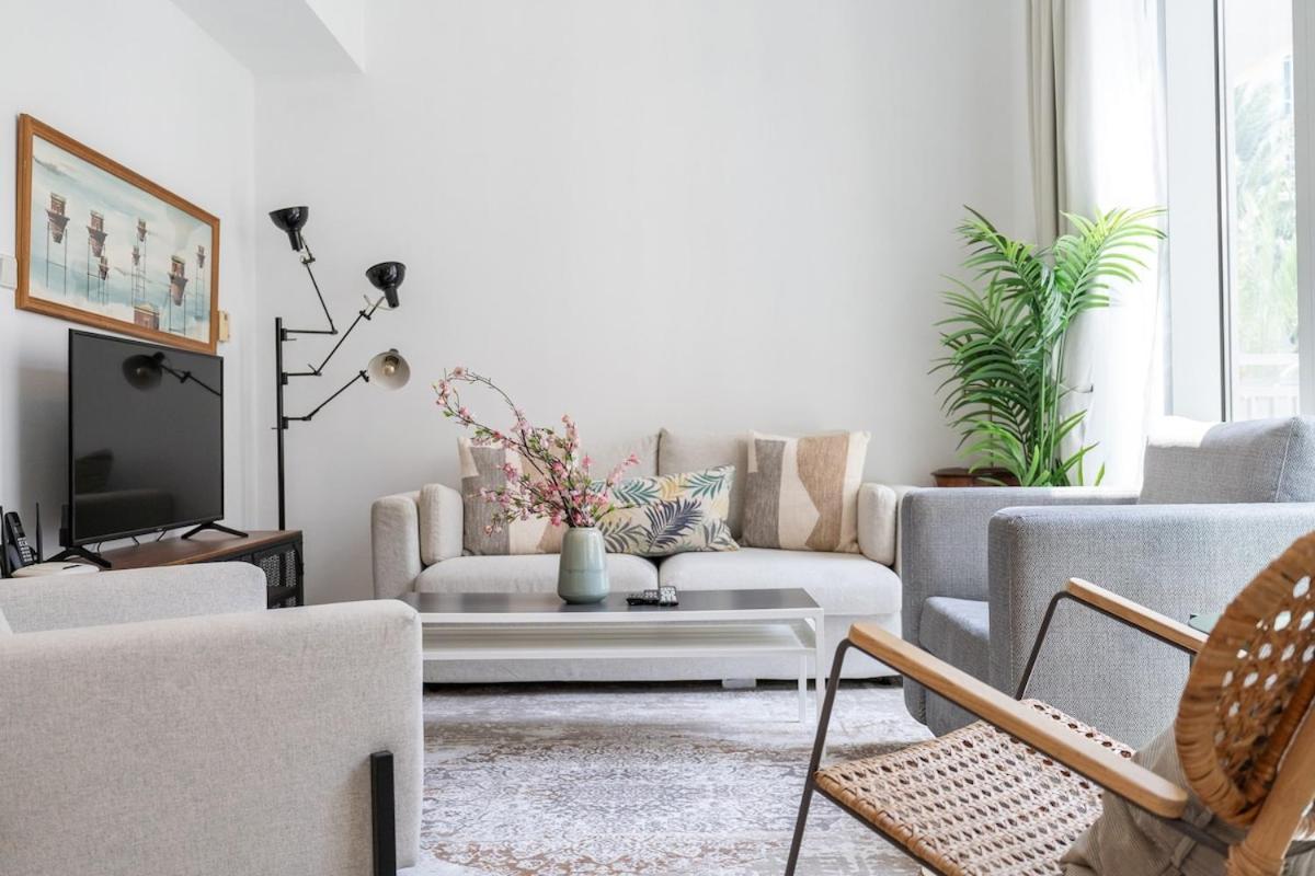 Cozy Loft In Downtown With Greenery View, Sleeps 4 Appartement *