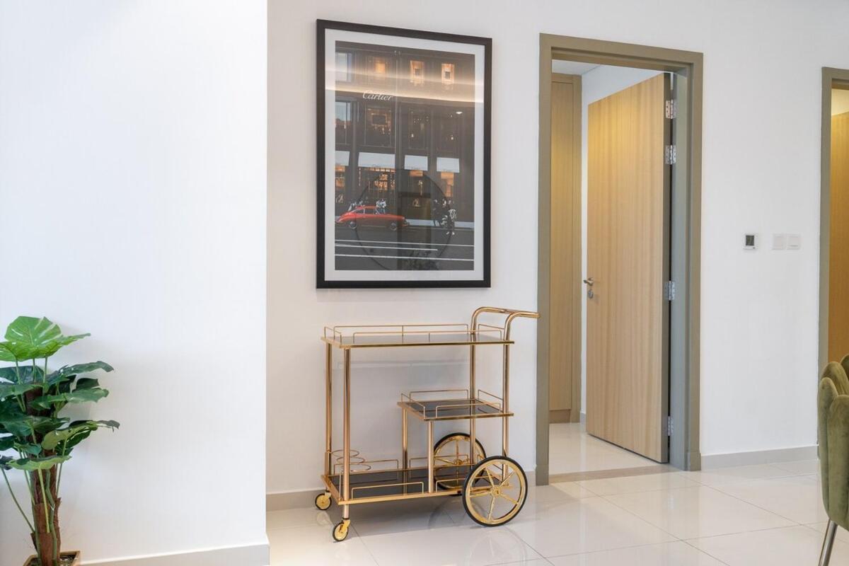 Fantastic 2 Bed That Sleeps 4 Apartment Dubai
