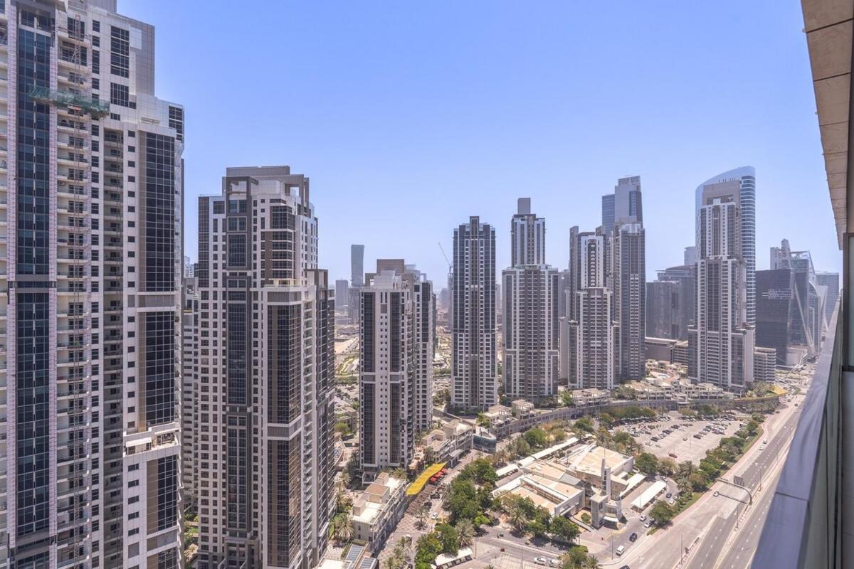 Apartment Fantastic 2 Bed That Sleeps 4 Dubai
