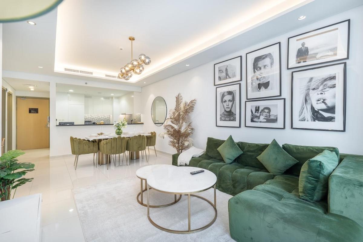 Fantastic 2 Bed That Sleeps 4 Apartment Dubai