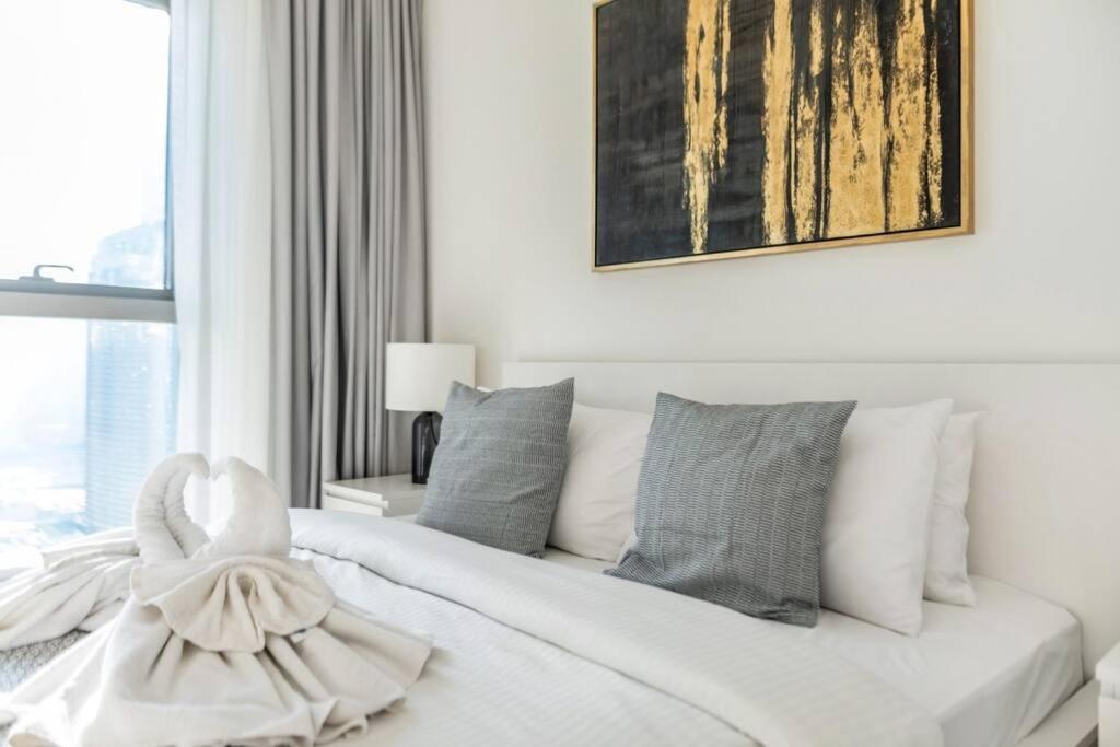 Luxury And Elegant 2br With Burj Khalifa View Apartamento