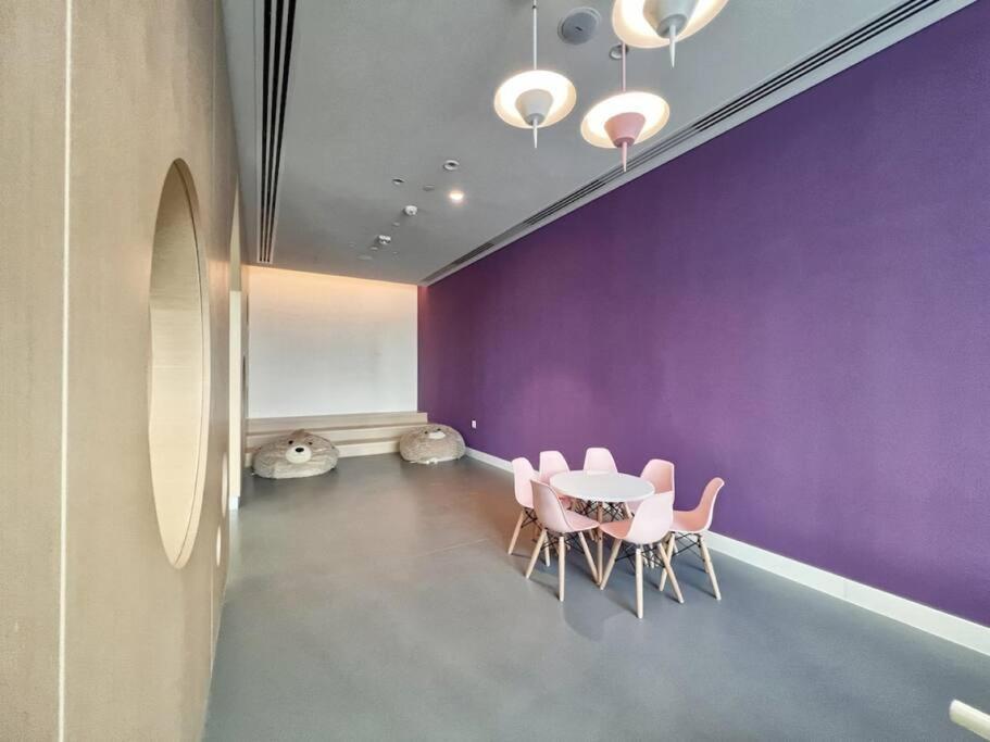 Luxury And Elegant 2br With Burj Khalifa View Dubái