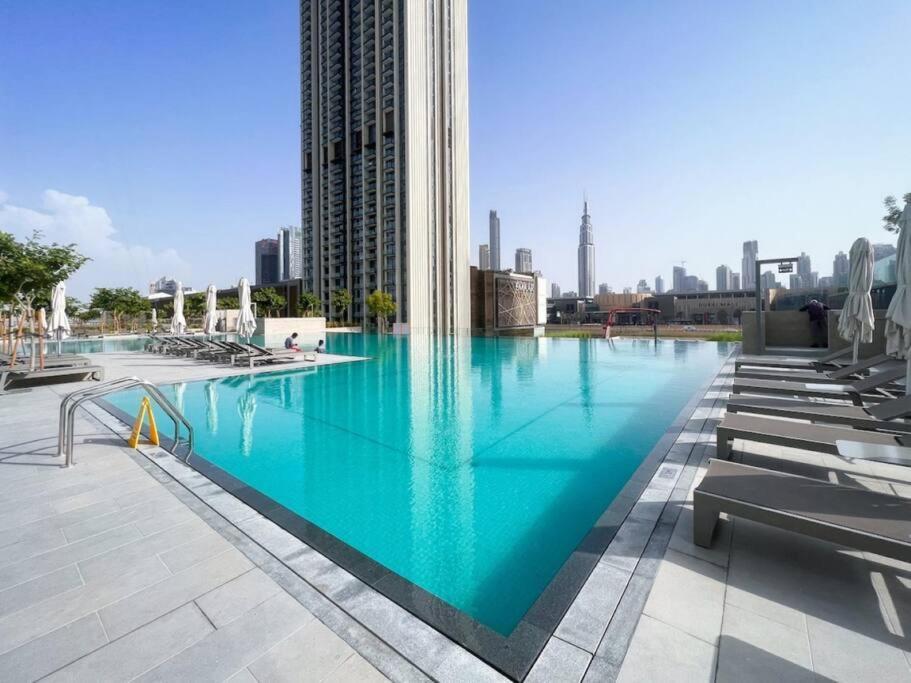 Luxury And Elegant 2br With Burj Khalifa View Dubái