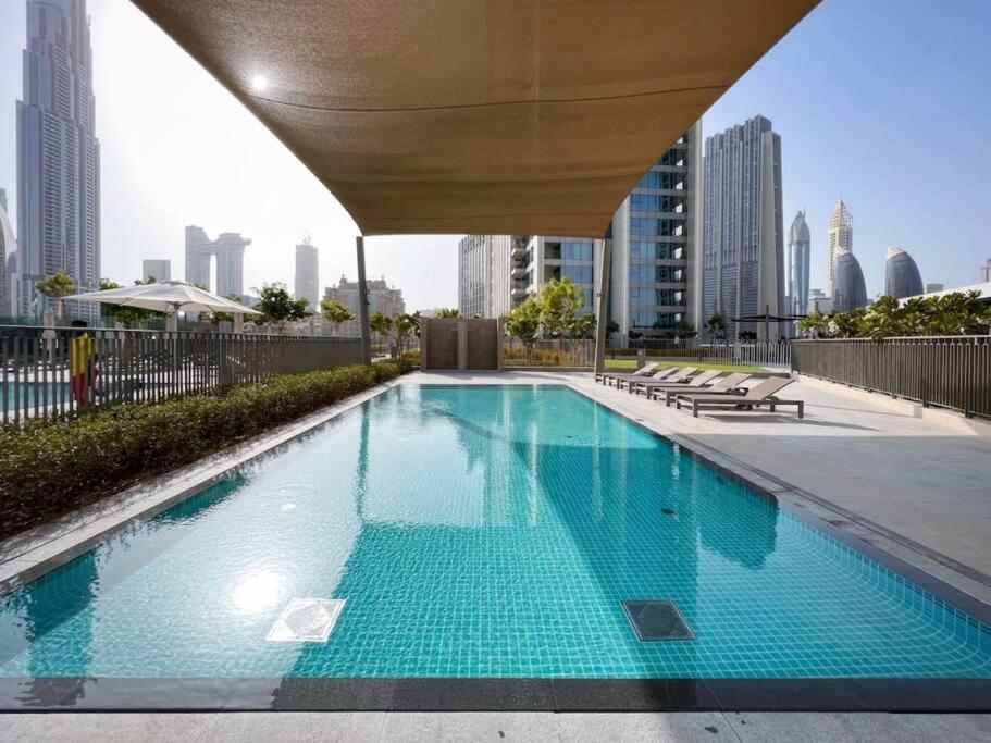 Luxury And Elegant 2br With Burj Khalifa View Apartamento *