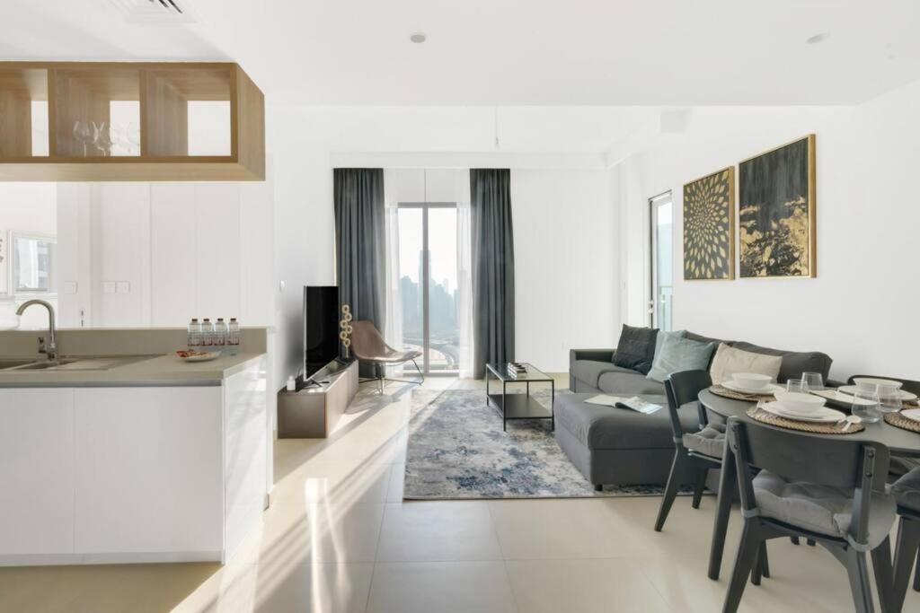 Luxury And Elegant 2br With Burj Khalifa View Apartamento *