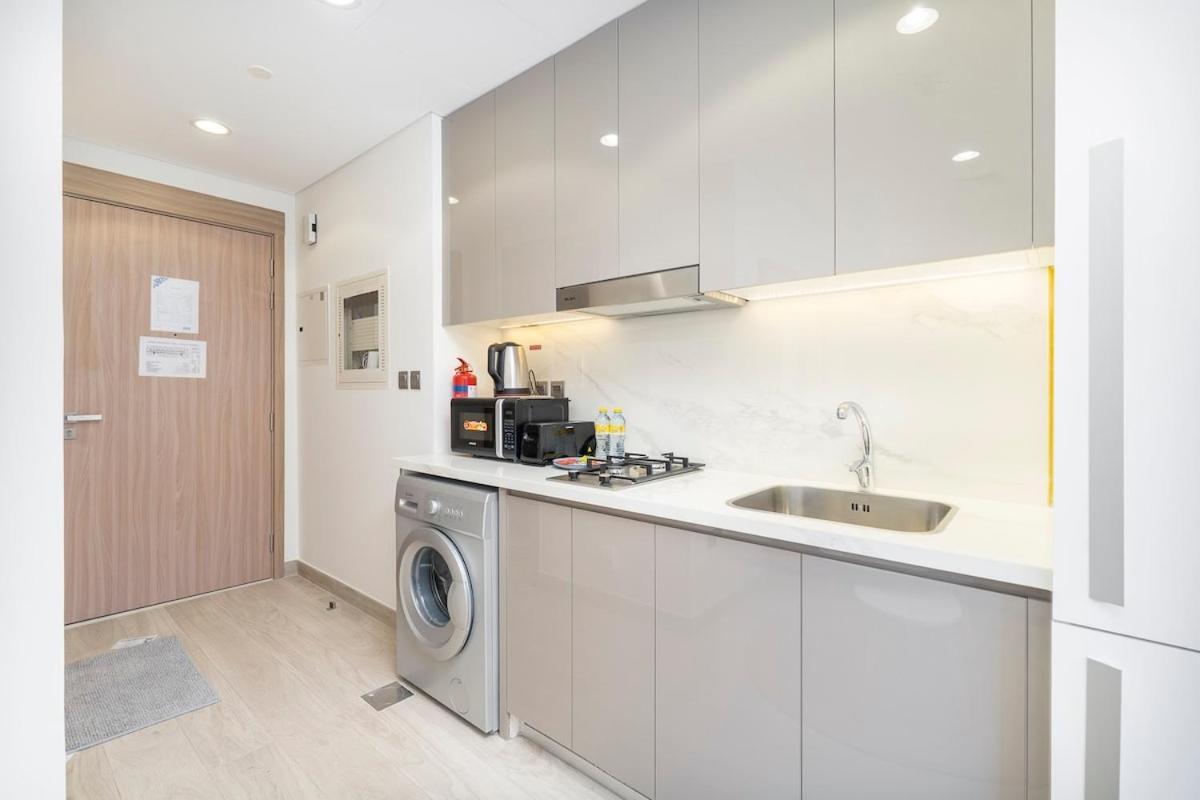 Lovable Studio With Street View At Azizi Riviera In Meydan One Apartment Dubai