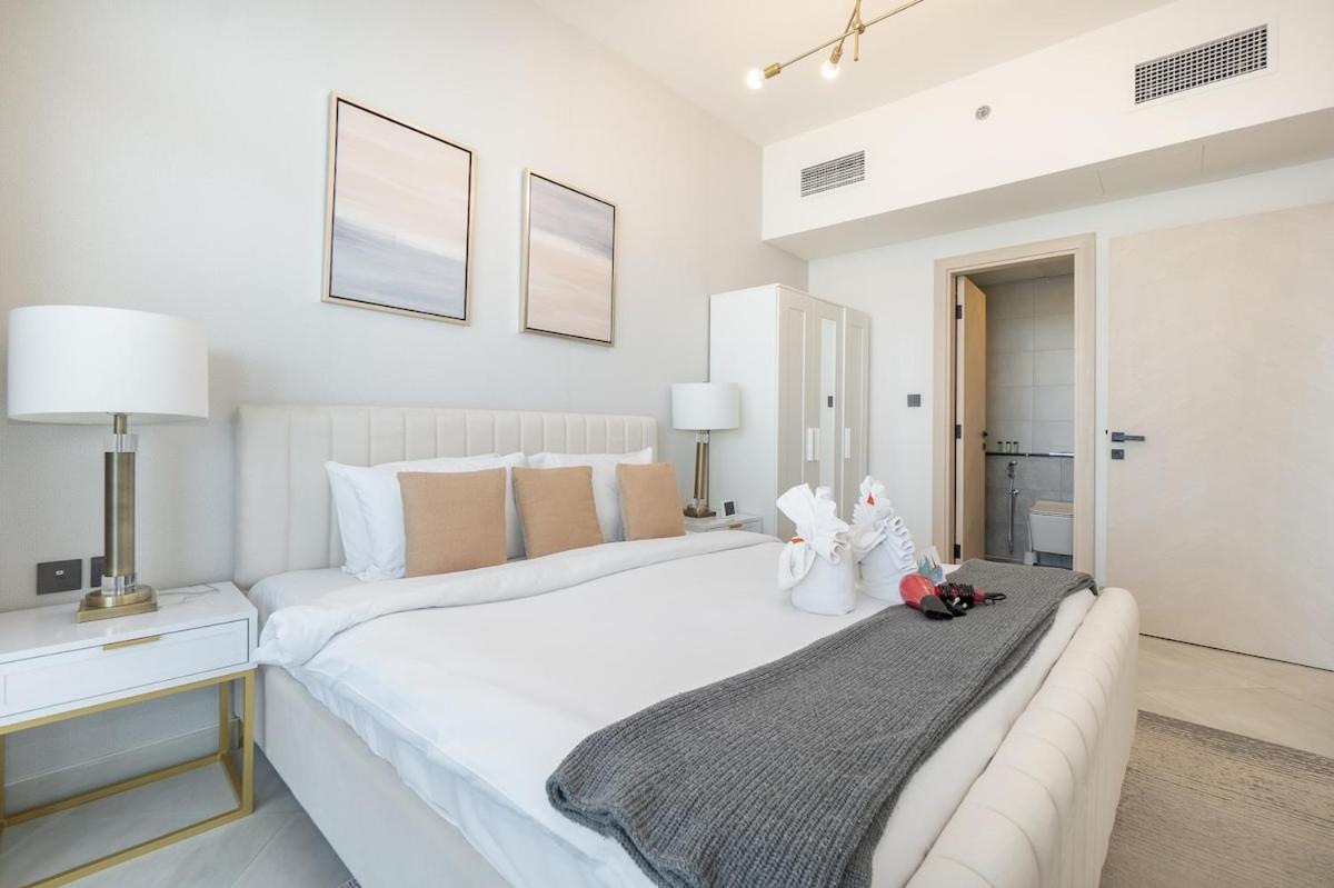 Eye-captivating 1 Bed For 2 Apartment