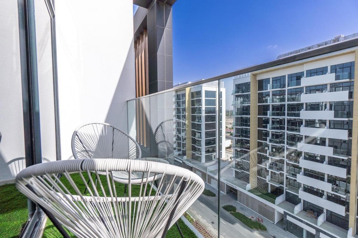 Appartement Elegant 1-bedroom Perfect For 4 At Azizi Riviera In Meydan One