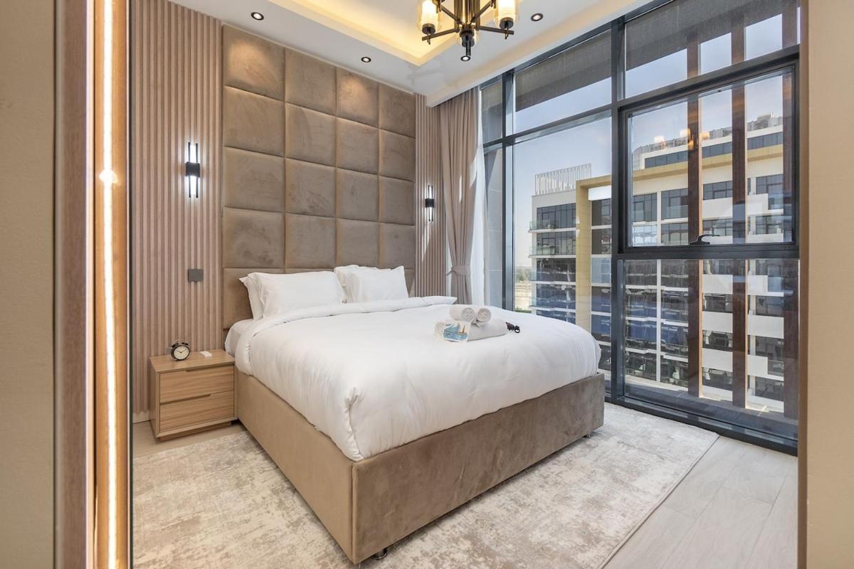 Elegant 1-bedroom Perfect For 4 At Azizi Riviera In Meydan One Appartement