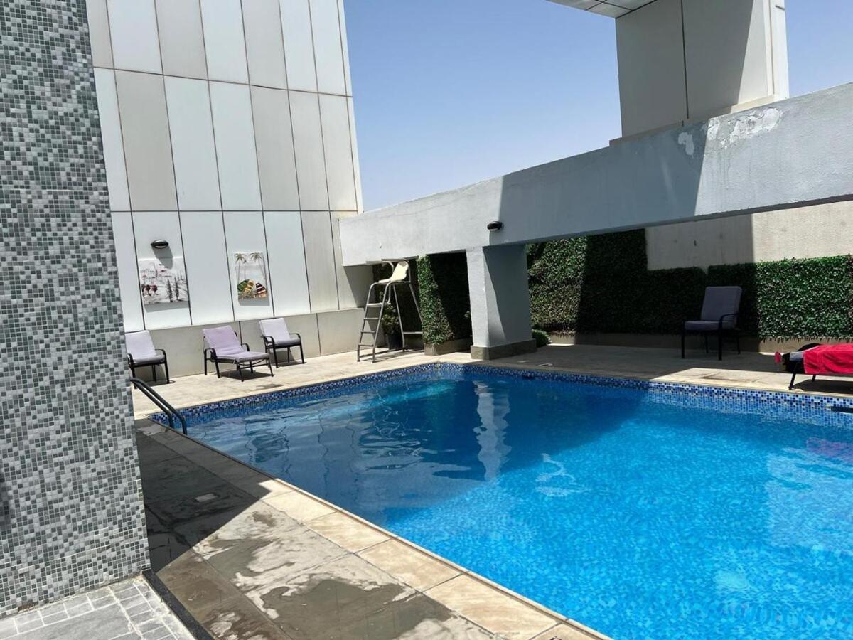 Phenomenal Flat In Sports City Appartement