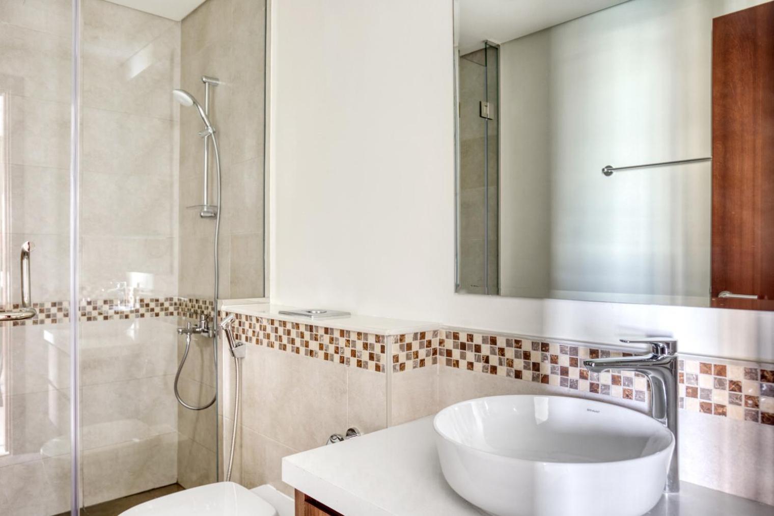 Blueground Vera Canal View Pool Gym Dxb-1137 Apartamento
