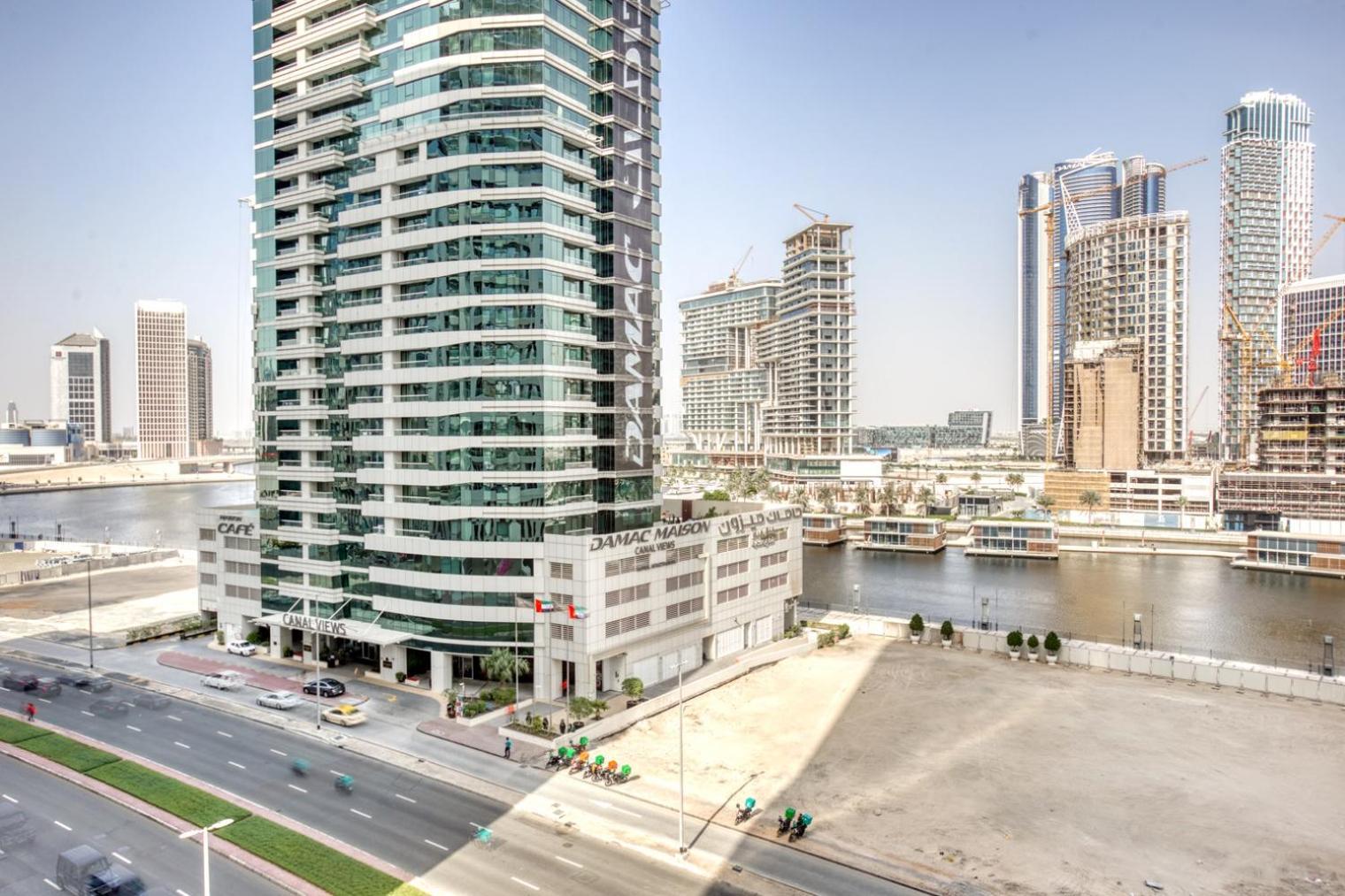Blueground Vera Canal View Pool Gym Dxb-1137 Dubai