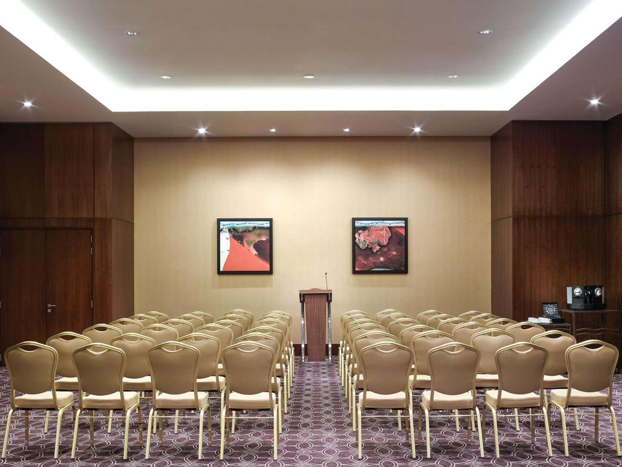 Swissotel Living Al Ghurair Dubai - Deira & Creek - Apartments 5* Dubai