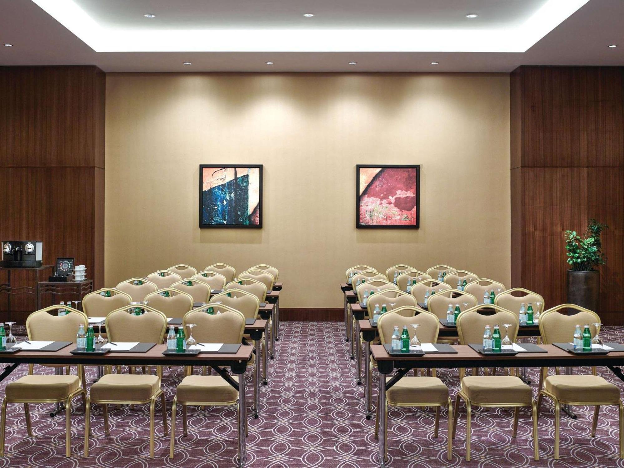 Swissotel Living Al Ghurair Dubai - Deira & Creek - Apartments 5*