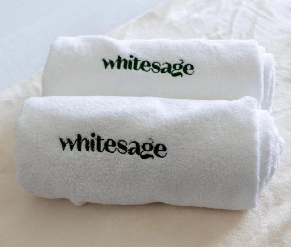 White Sage - Fountain View Stylish With Spacious Terrace Apartamento