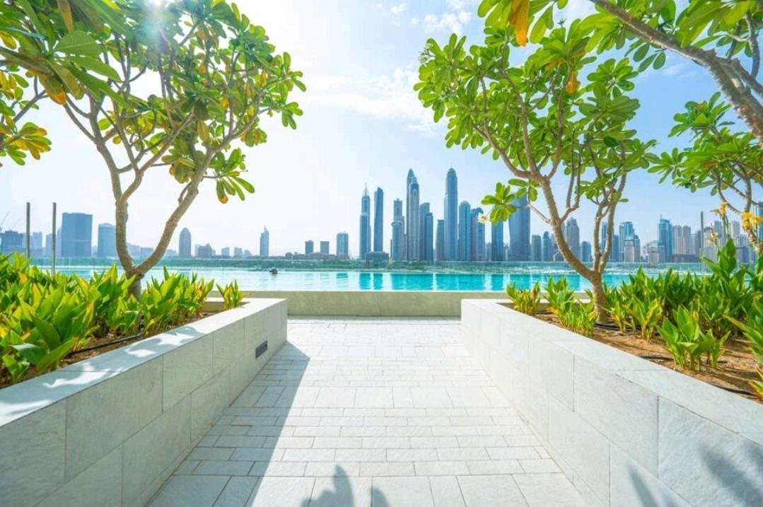 Seaside Serenity Perfect Beachfront Haven Dubaï