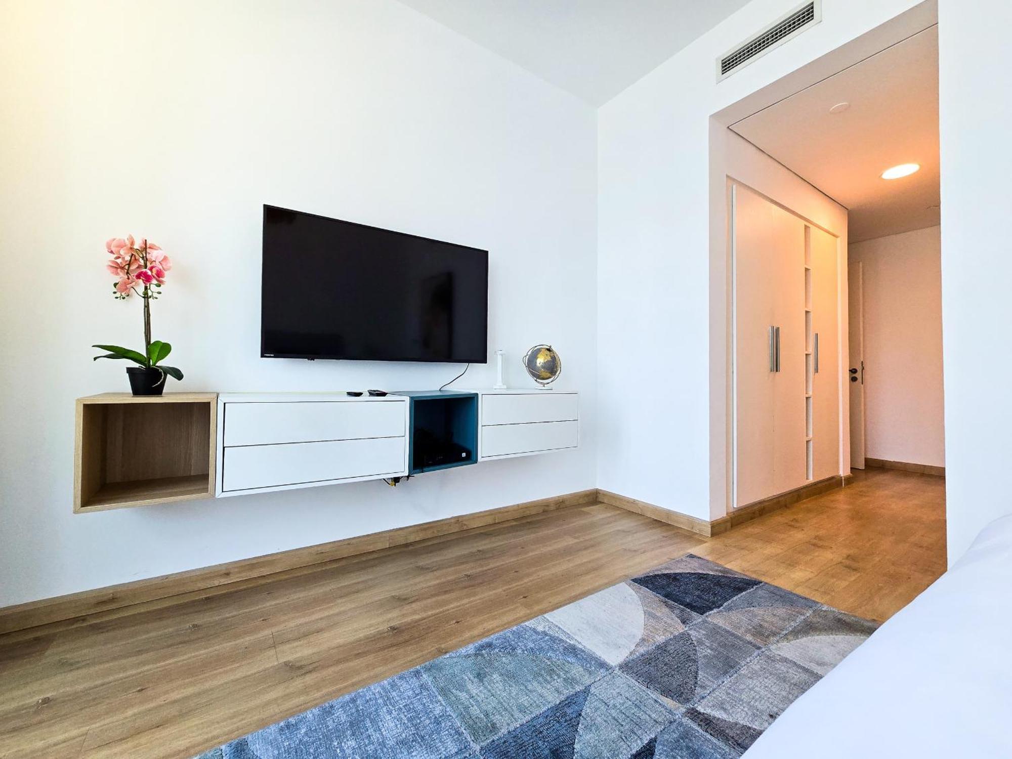 Easygo - Comfy 2bdr In Loft Tower Downtown Appartement Dubai