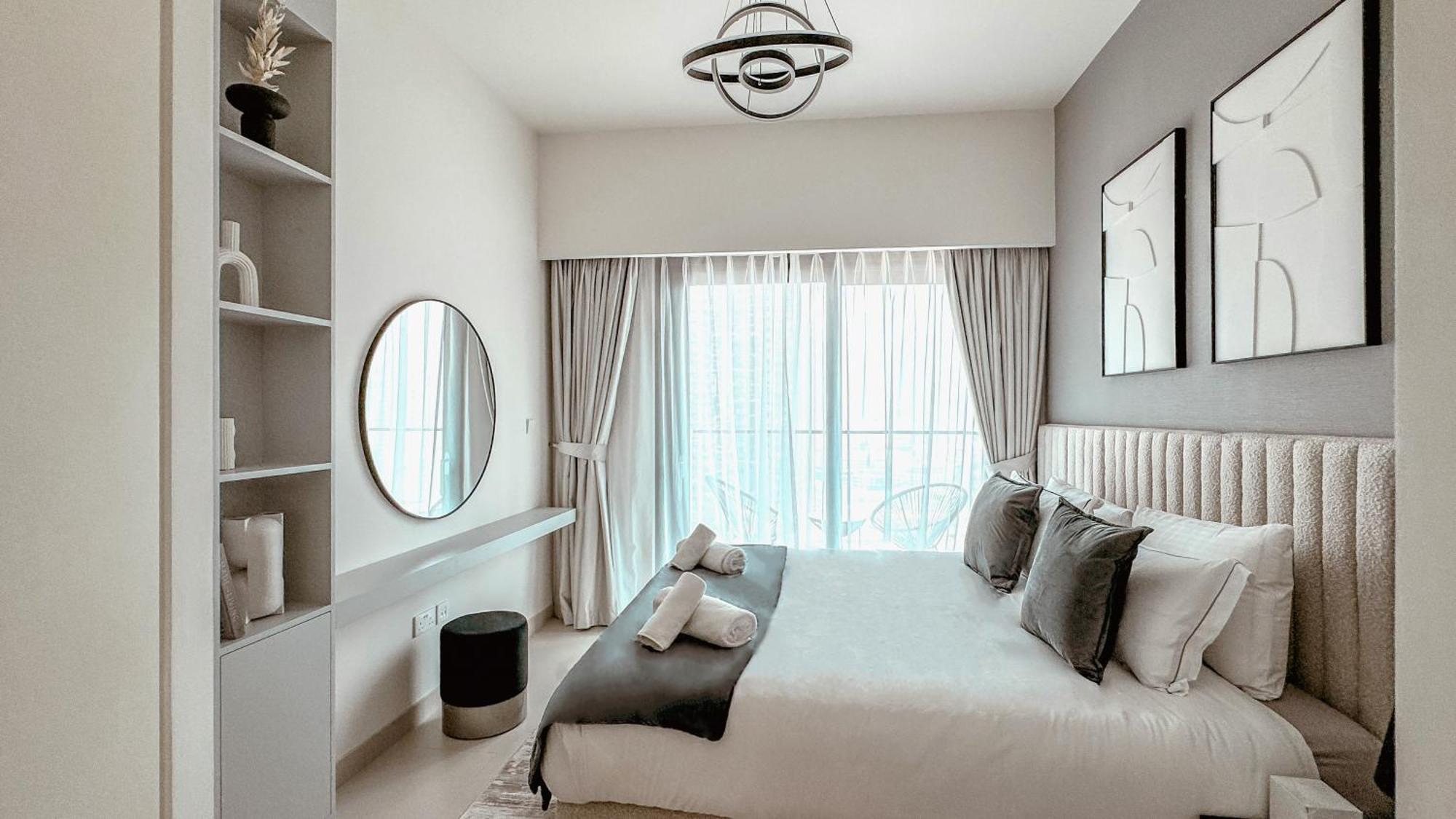 Luxury Burj Crown Downtown Balcony & View
