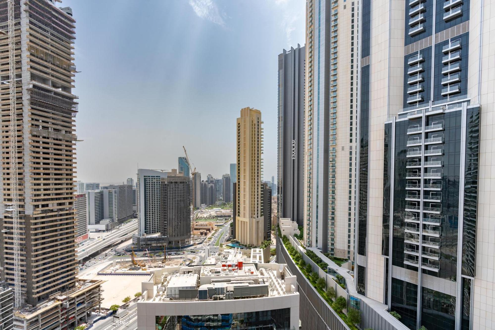 White Sage Full Burj View 1br In Mall Apartament