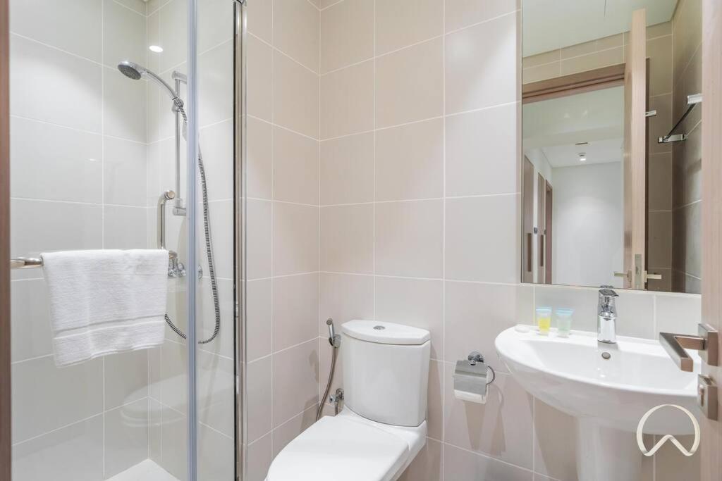 Luxurious 3br In Act 1 Act 2 With Burj Khalifa View Appartement Dubaï
