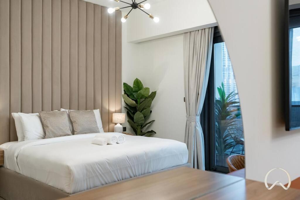 Appartement Luxurious 3br In Act 1 Act 2 With Burj Khalifa View Dubaï