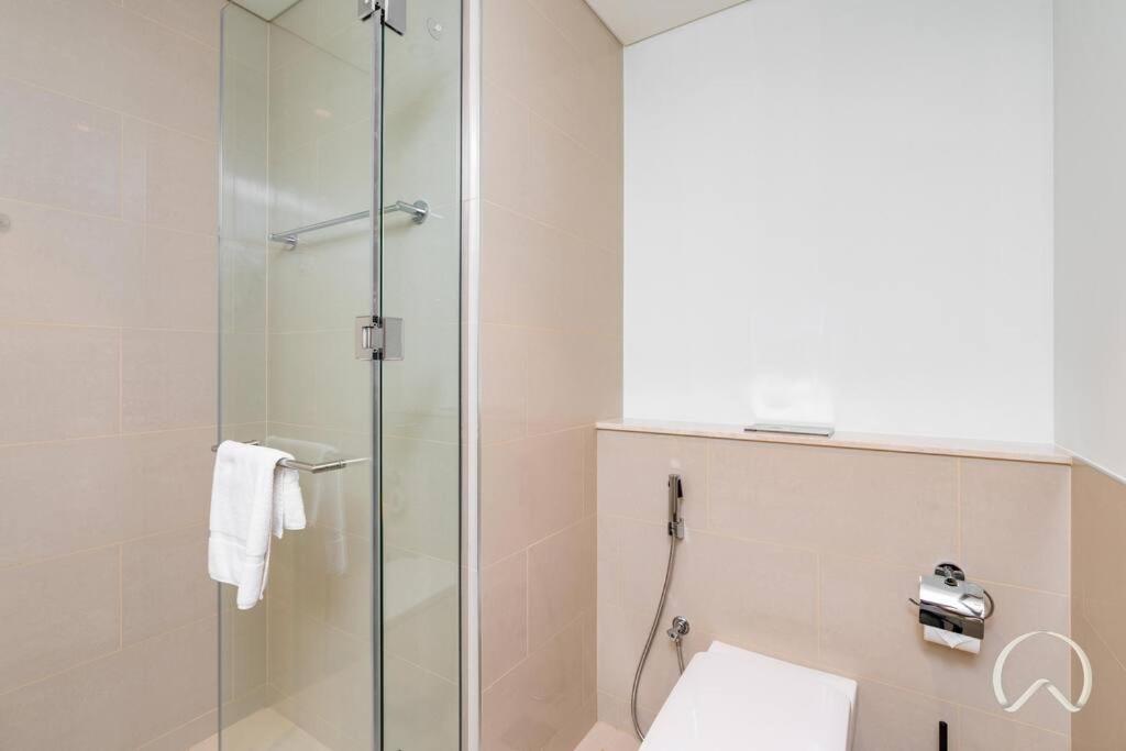 Luxurious 3br In Act 1 Act 2 With Burj Khalifa View * Dubai