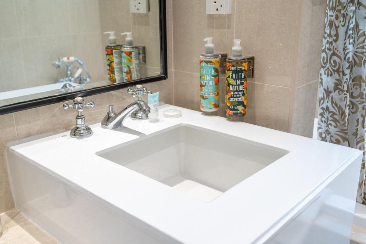 Urban Living! Stylish 2br In Downtown