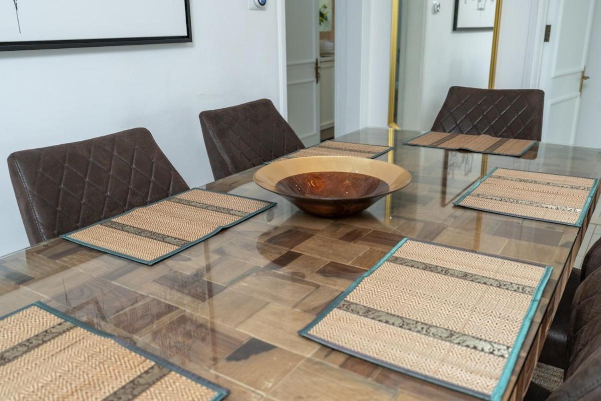 Urban Living! Stylish 2br In Downtown *