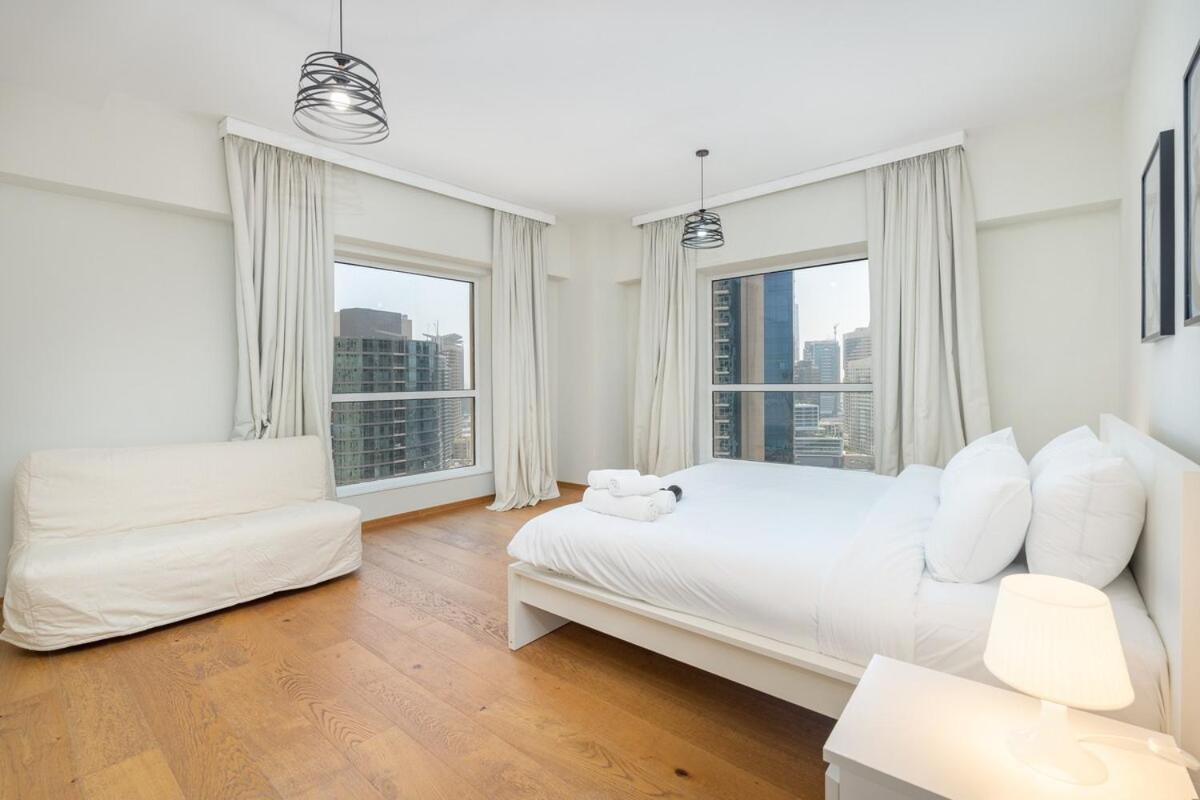 Feriehus Stylish Pad Right By The Beach Dubai