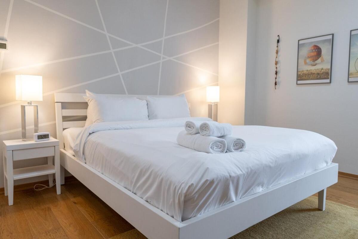 Stylish Pad Right By The Beach Feriehus