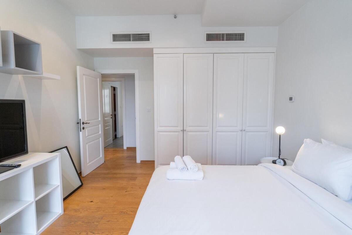 Feriehus Stylish Pad Right By The Beach Dubai