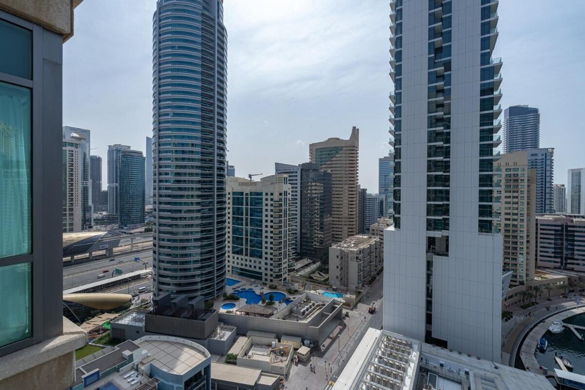 Apartment Luxurious And Minimalist 3br In Marina *