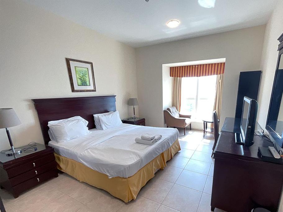 Gazde/Camere de închiriat Ensuite In Coliving In Marina *