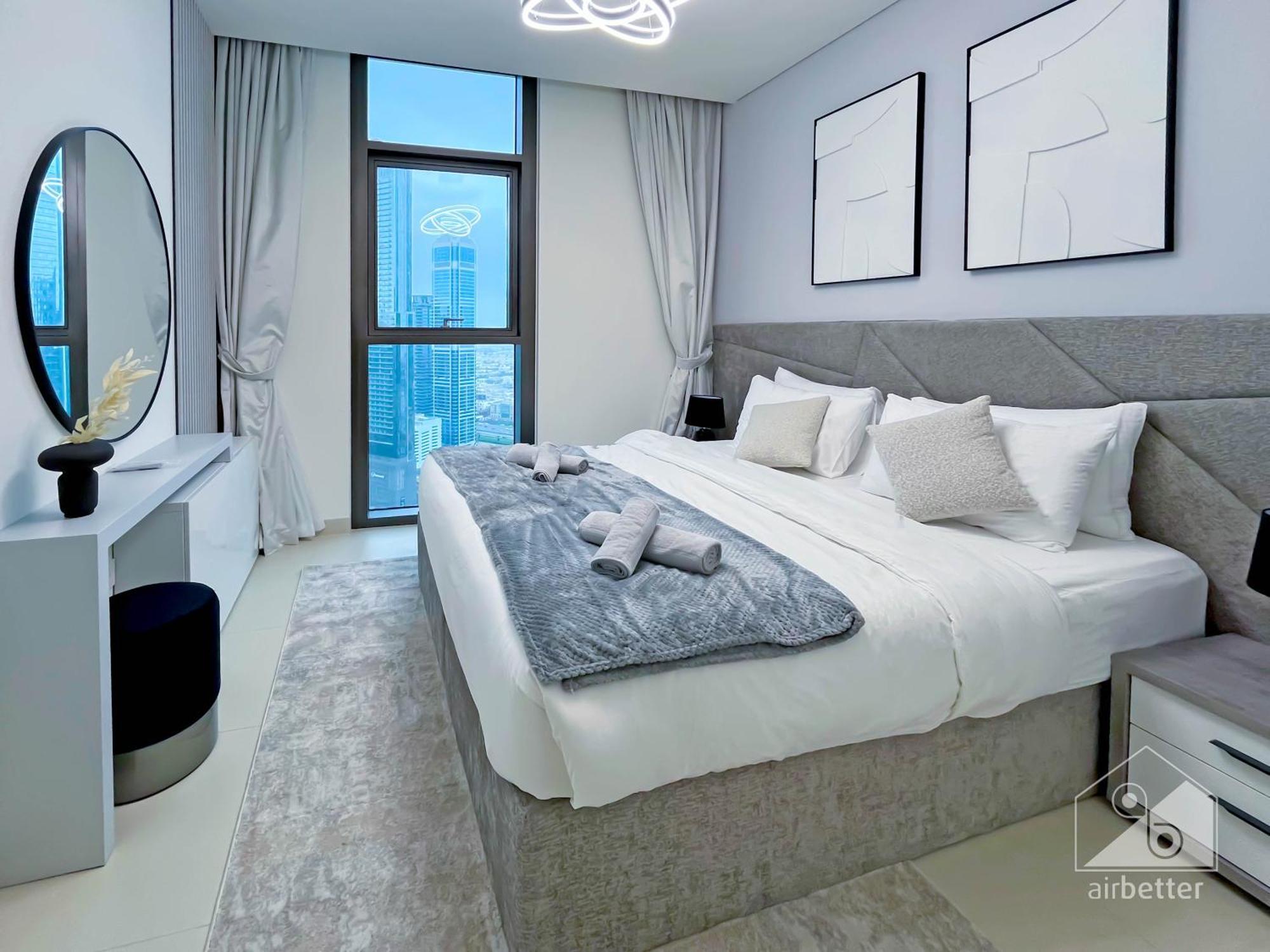 Luxury Burj Crown Downtown Balcony & View Apartment Dubai