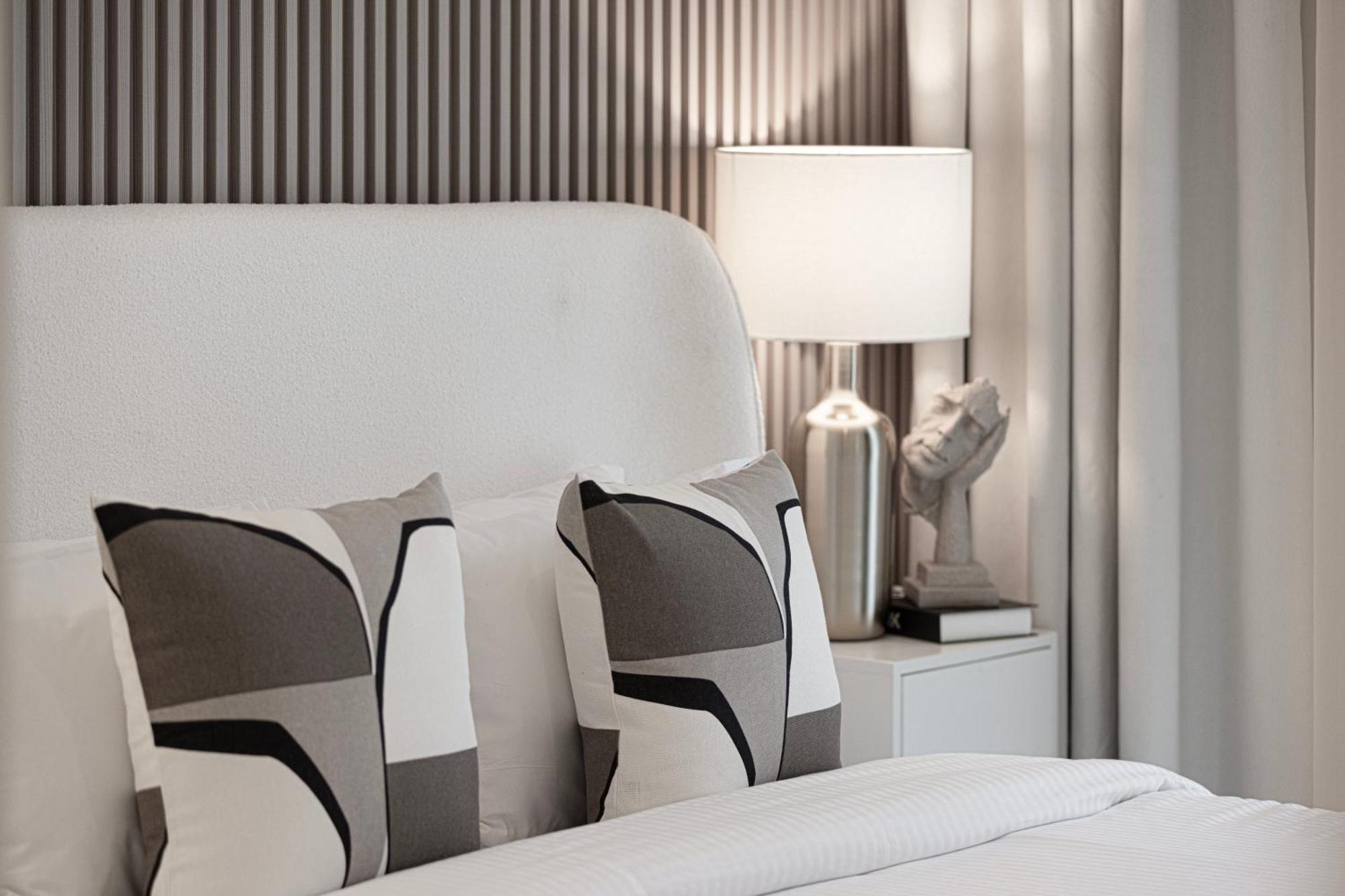 Apartament Burj Crown - Urban Chic Opera Boulevard View, Walk To Mall