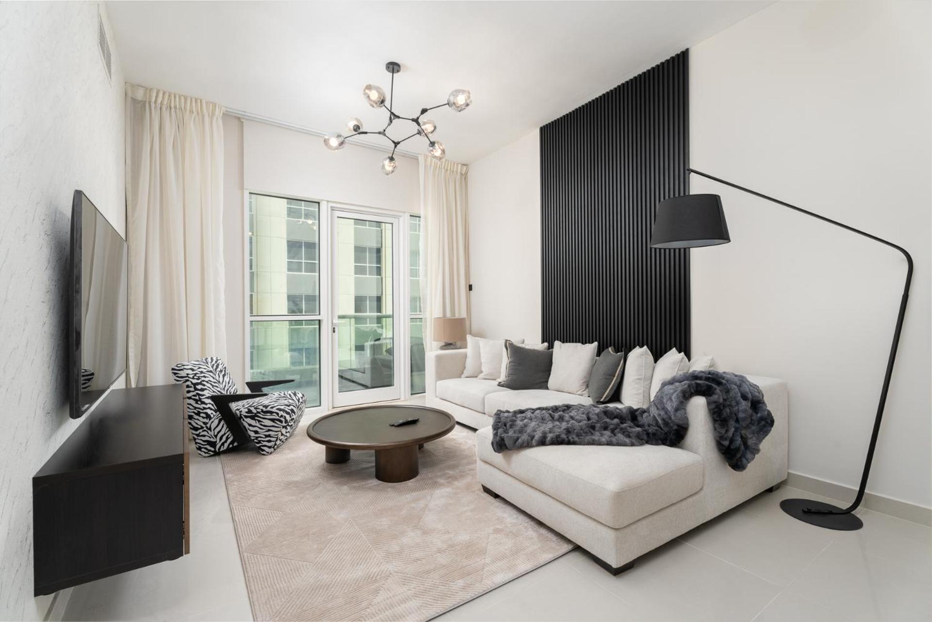 Nasma Luxury - Elevated Comfort & Style In A 24th Floor Appartement