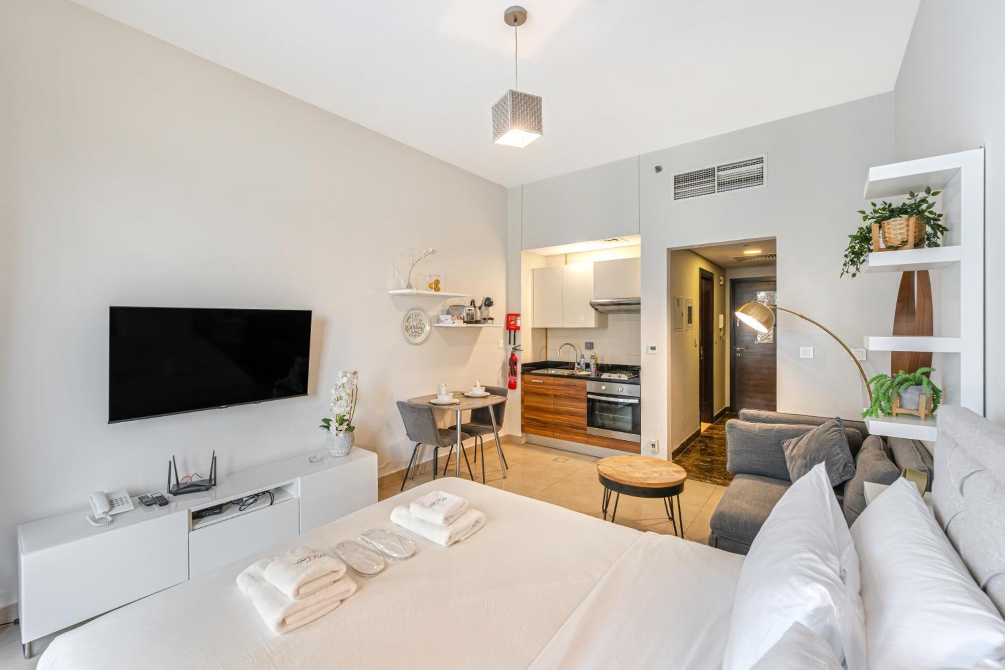 Close To I With Balcony I Fast Wi-fi Apartamento Dubai