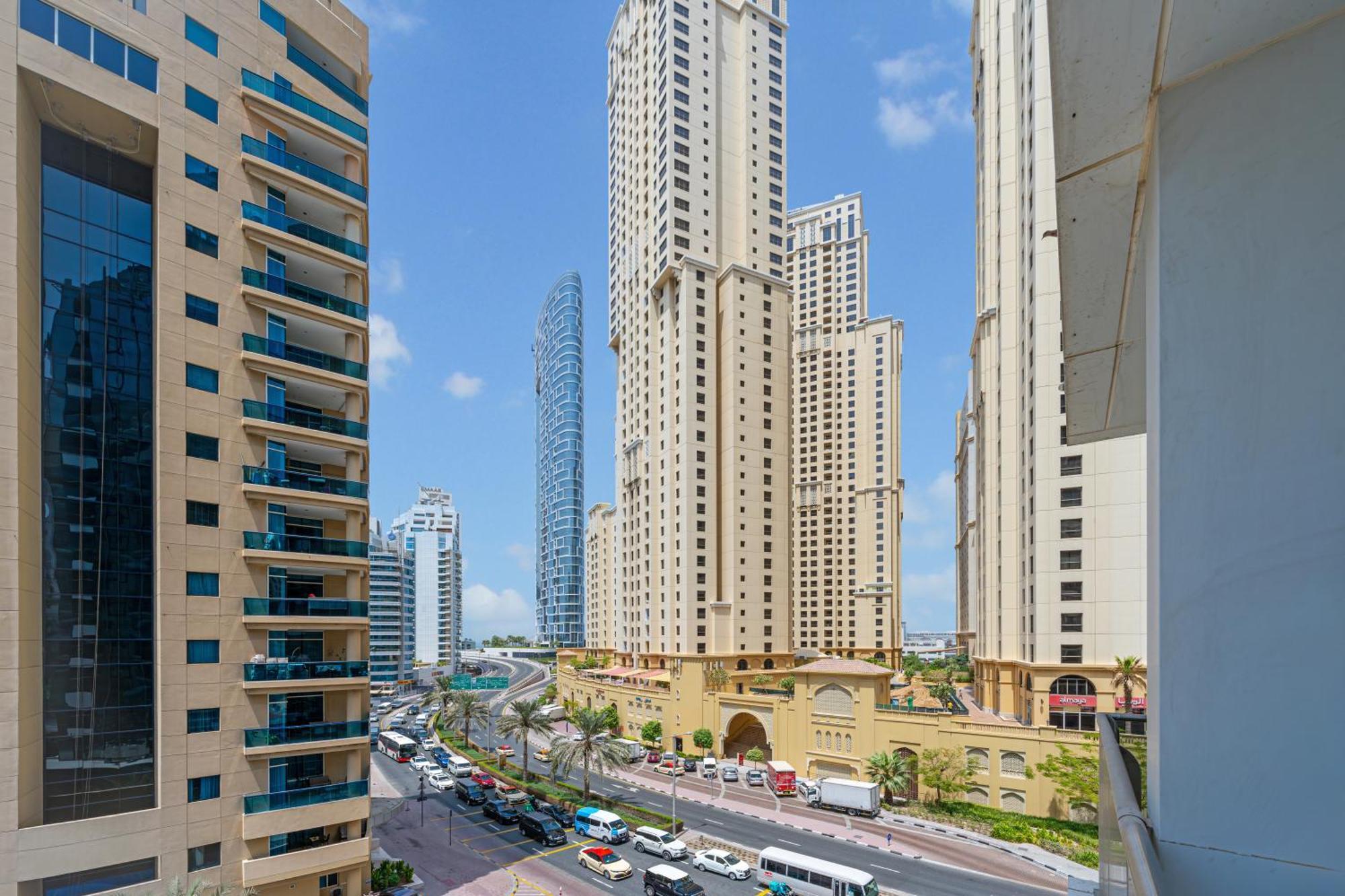 Apartamento Close To I With Balcony I Fast Wi-fi *