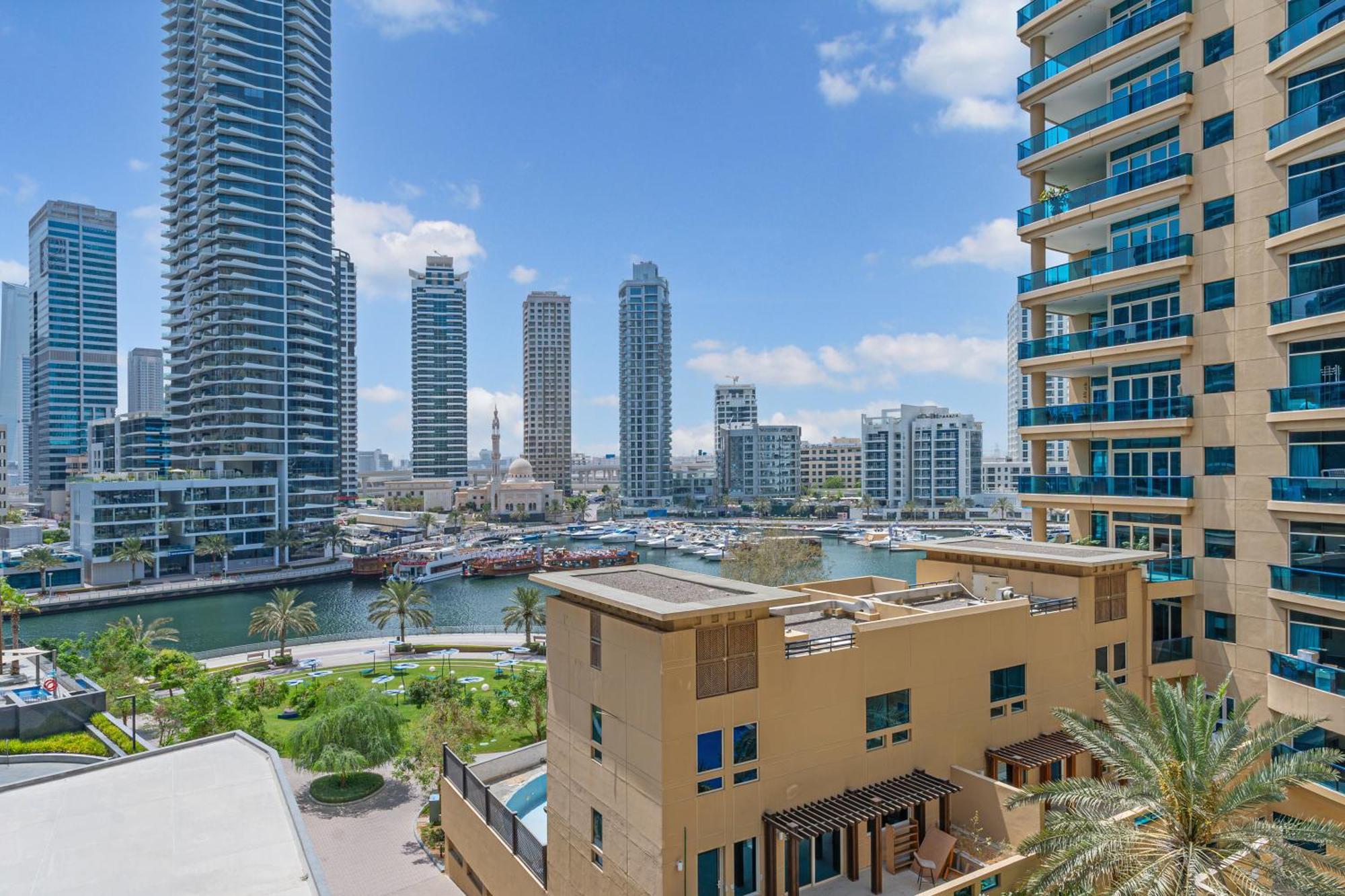 Apartamento Close To I With Balcony I Fast Wi-fi *