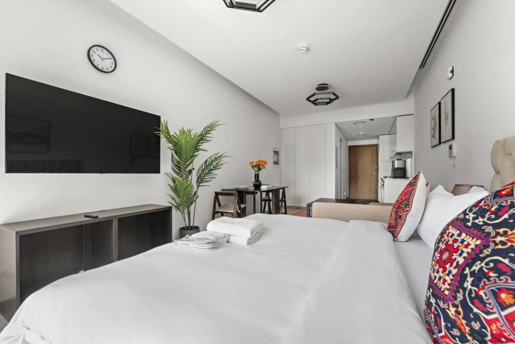 Spacious In Prime Location Appartement
