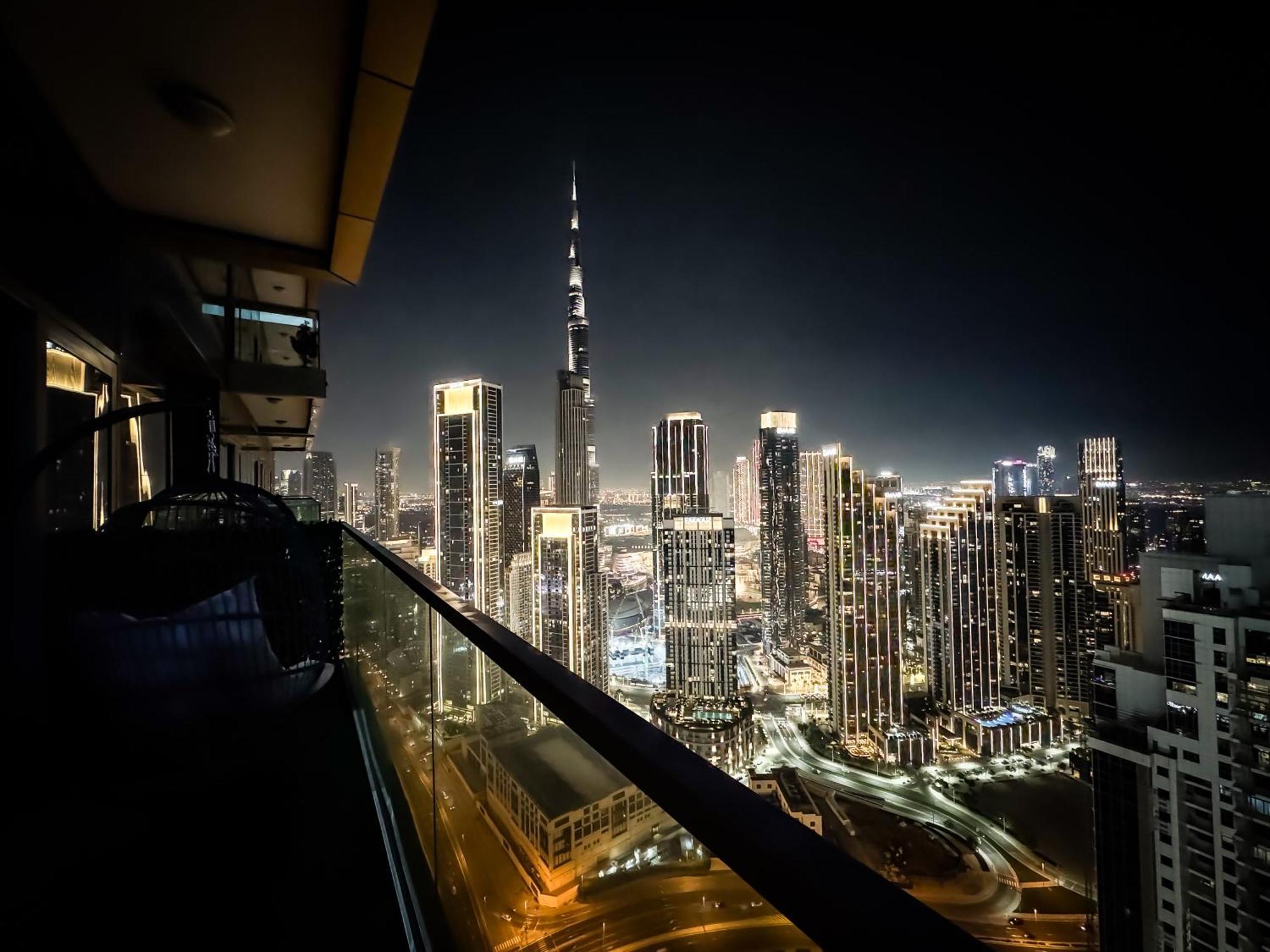 Apartemen Paramount Midtown - 53rd Floor 2bedroom With Famous Roof Infinity Pool Overlooking Burj Khalifa