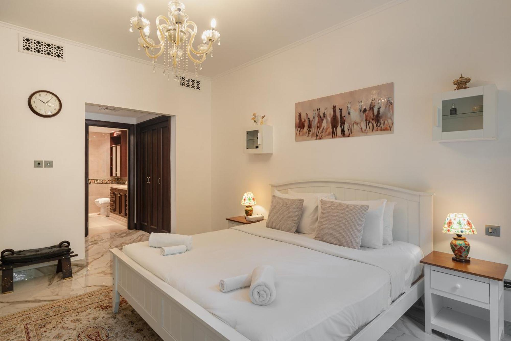 Yansoon 7,oldtown-downtown - 2br & Maids - Allsopp&allsopp * Dubai